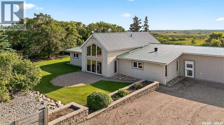 Property Photo:  Stony Beach Dream Shop Acreage  SK S0G 0G0 