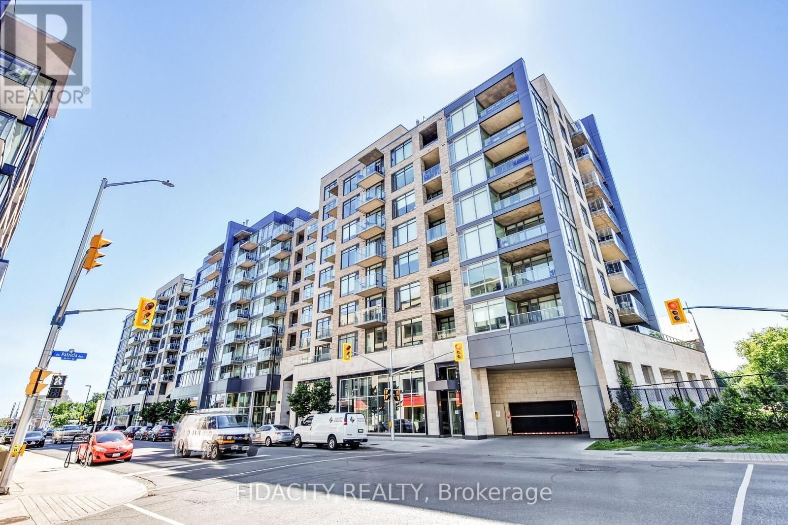 Property Photo:  108 Richmond Road 609  ON K1Z 0B3 