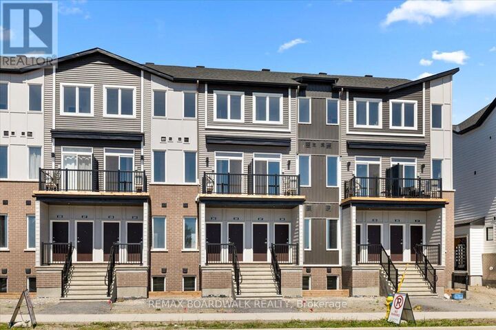 Property Photo:  249 Lamarche Avenue  ON K1W 0M5 