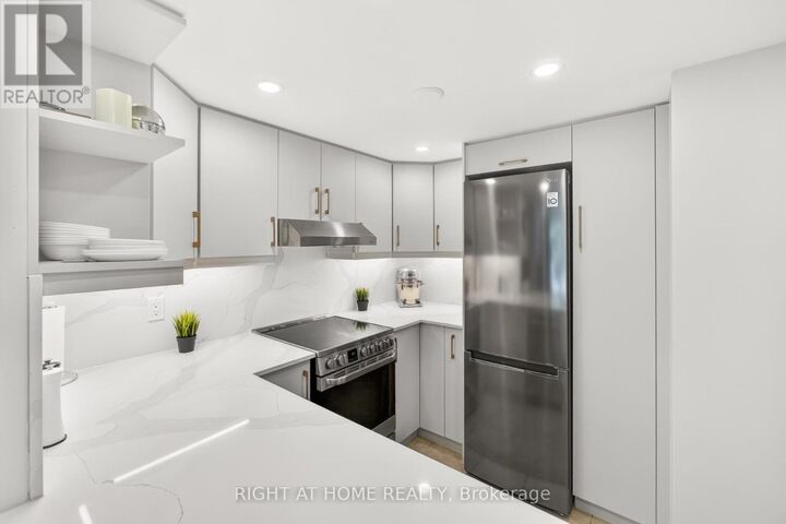 Property Photo:  105 George Appleton Way 2151  ON M3M 0A2 