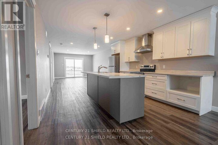 Property Photo:  236 East Ridge Drive  ON K6H 0H9 