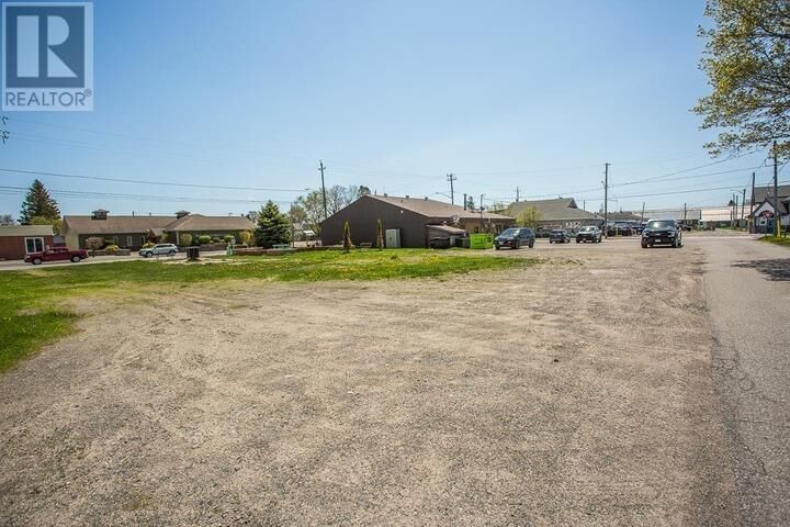 Property Photo:  182 & 184 Main St  ON P0R 1L0 