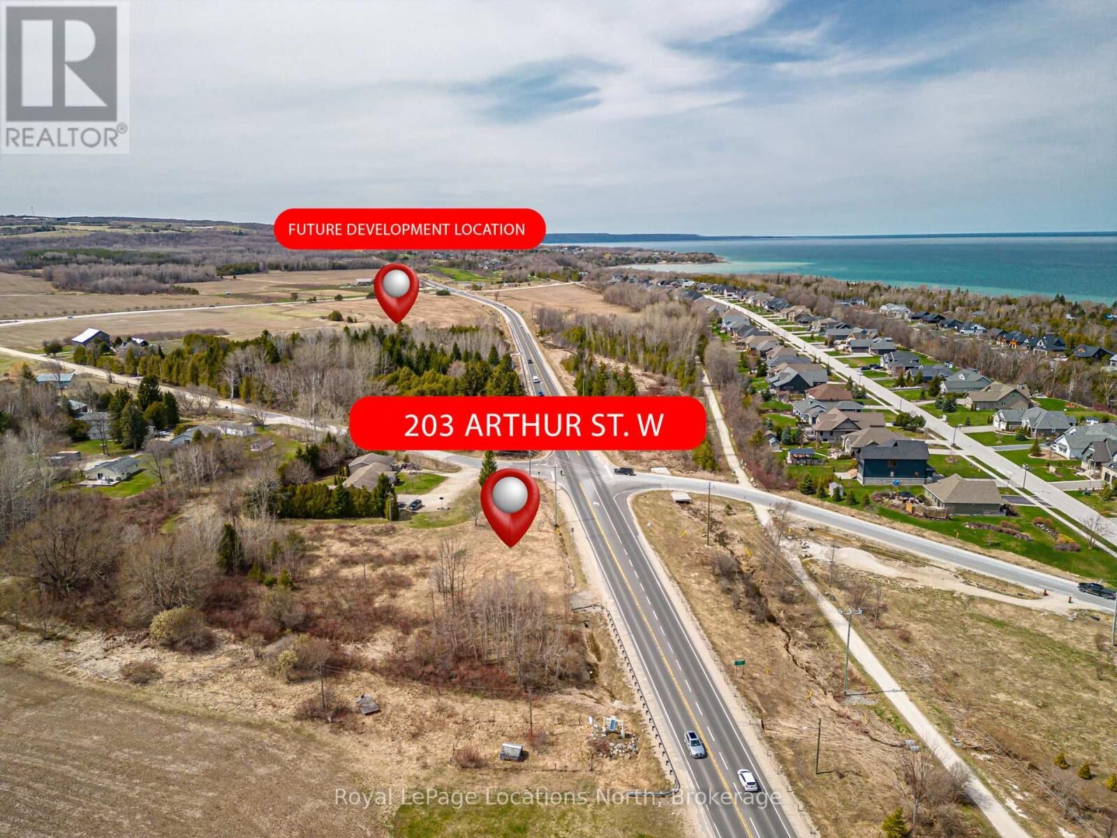 Property Photo:  203 Arthur Street West  ON N0H 2P0 