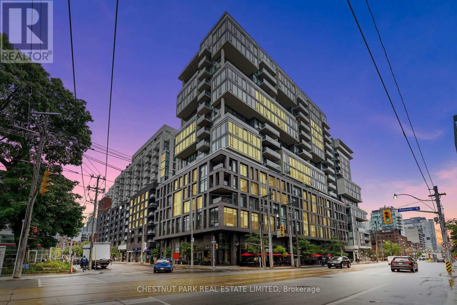 Property Photo:  111 Bathurst Street 908  ON M5V 2R1 