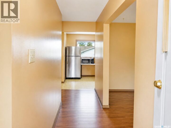 Property Photo:  1420 Grosvenor Street  SK S4N 1R3 