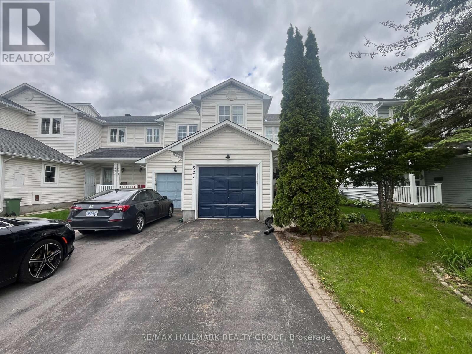 Property Photo:  827 Como Crescent  ON K4A 3Z8 