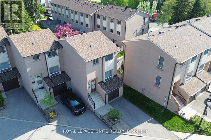Property Photo:  41 Collinsgrove Road 190  ON M1E 4Z1 