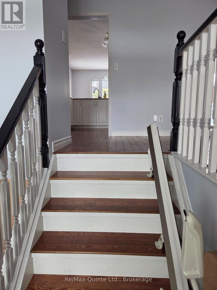 Property Photo:  14 McCamon Avenue  ON K0K 3J0 