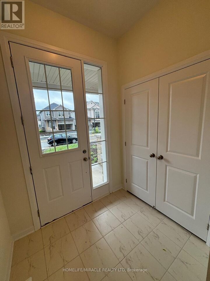 Property Photo:  80 Oakmont Drive  ON K0H 1G0 