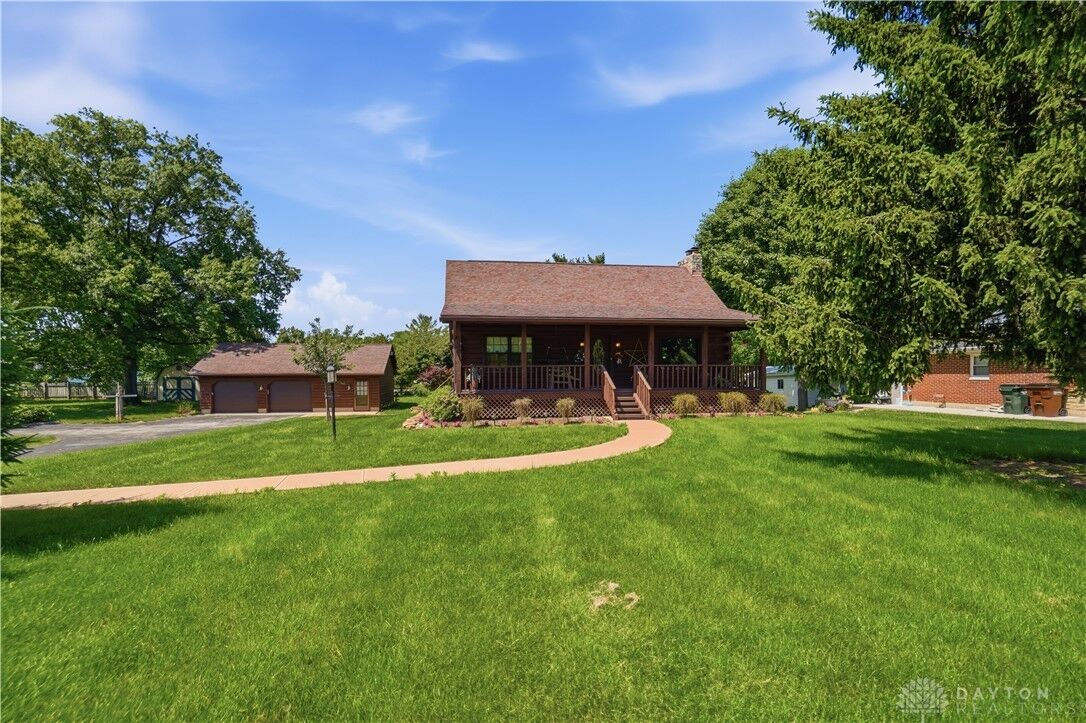 Property Photo: 604 E Market Street OH 45327