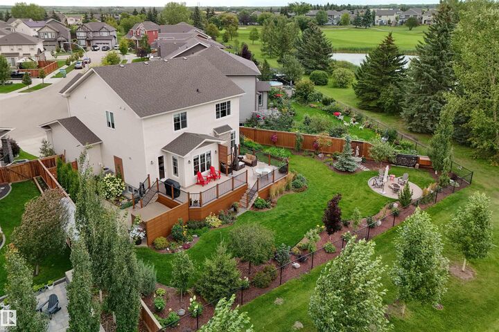 Property Photo:  127 Rosemount Court  AB T4X 1Z5 