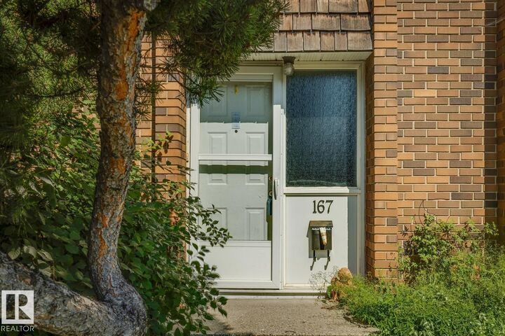 Property Photo: 167 Ridgewood Terrace AB T8N 0E9