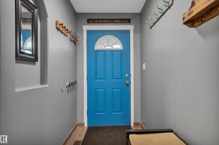 Property Photo:  20 Brighton Bay  AB T8H 2C3 