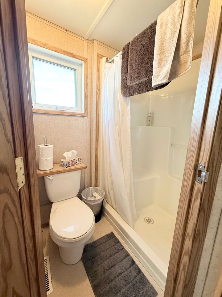 Property Photo:  56513 Range Road 222  AB T8L 5B1 