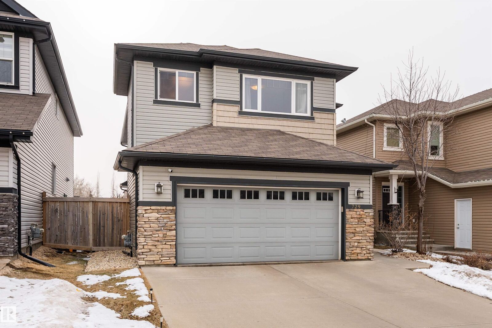 Property Photo:  729 37A Avenue NW  AB T6T 0S2 