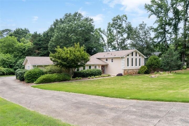Property Photo:  953 Hidden Hollow Drive  GA 30068 