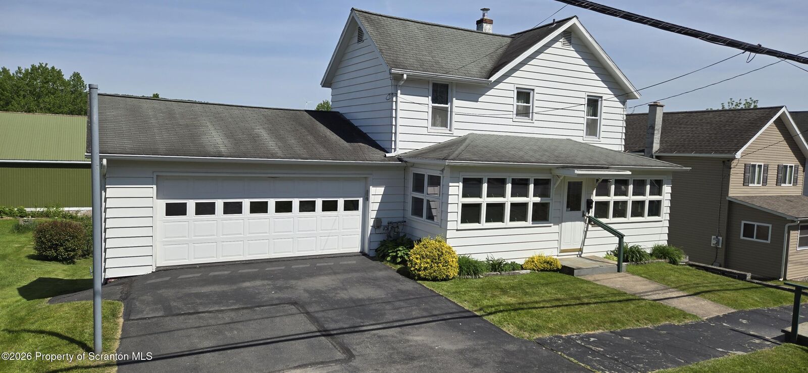 Property Photo:  632 Railroad Street  PA 18421 