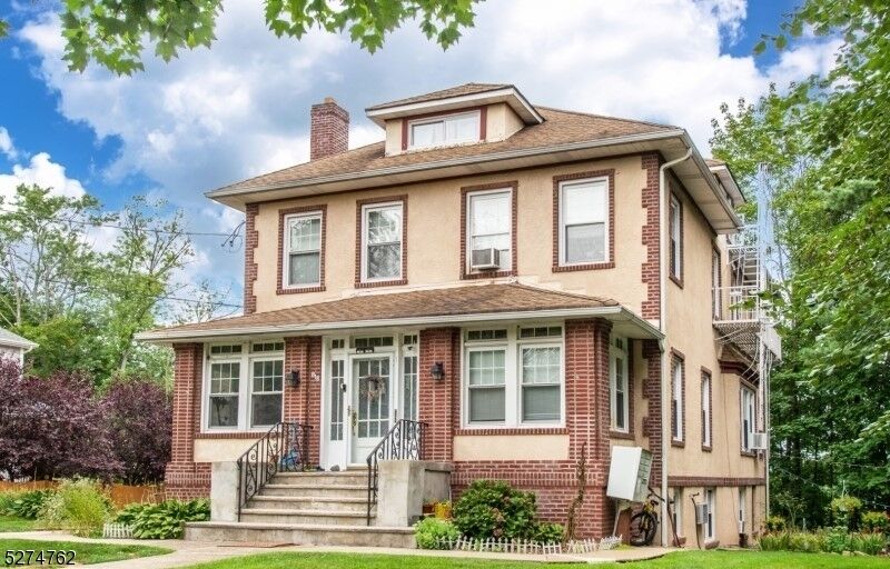 Property Photo:  818 Summit Ave 3  NJ 07661 