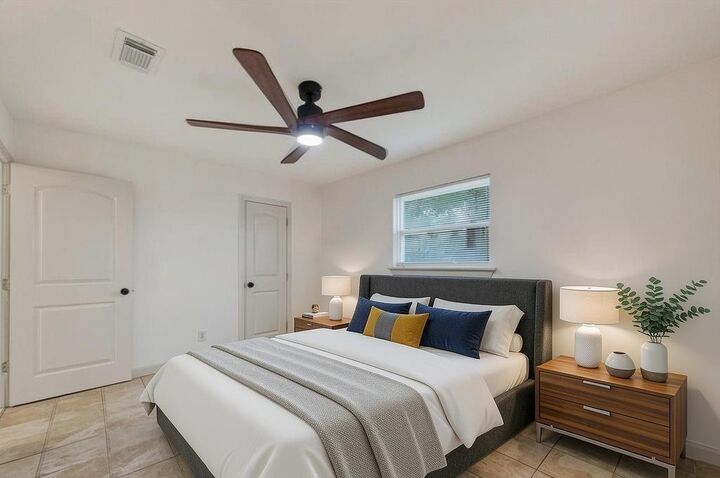 Property Photo:  321 S Brownell Street  TX 77571 
