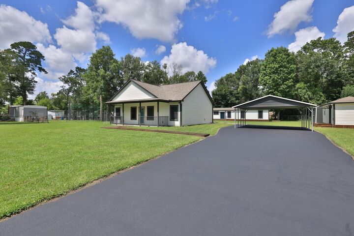 Property Photo: 17232 Bent Pine Drive TX 77302
