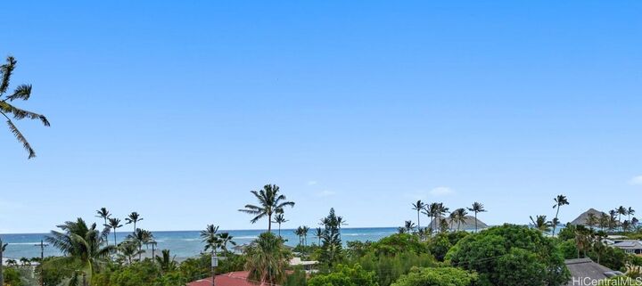 Property Photo:  150 Kaelepulu Drive  HI 96734 