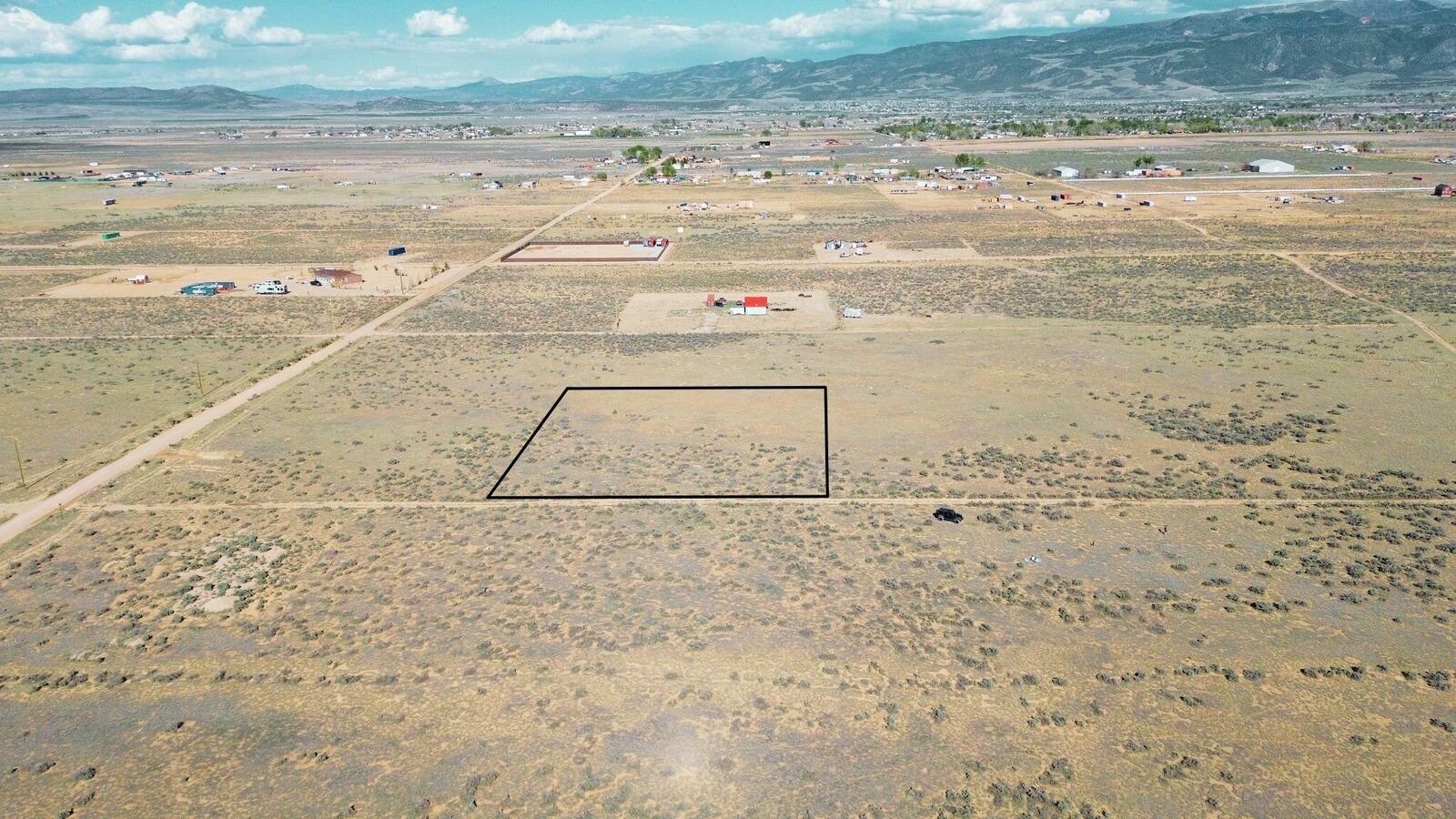 Property Photo: 5530 N 4050 W UT 84721