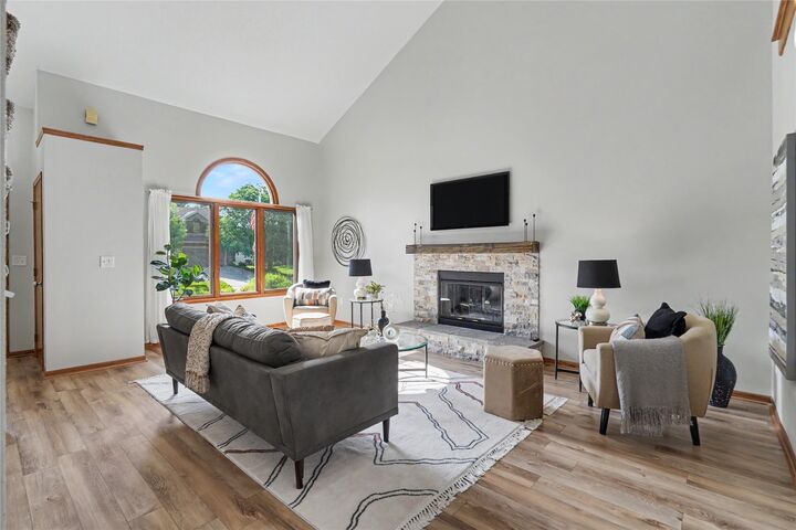 Property Photo: 1080 3rd Street IA 50263