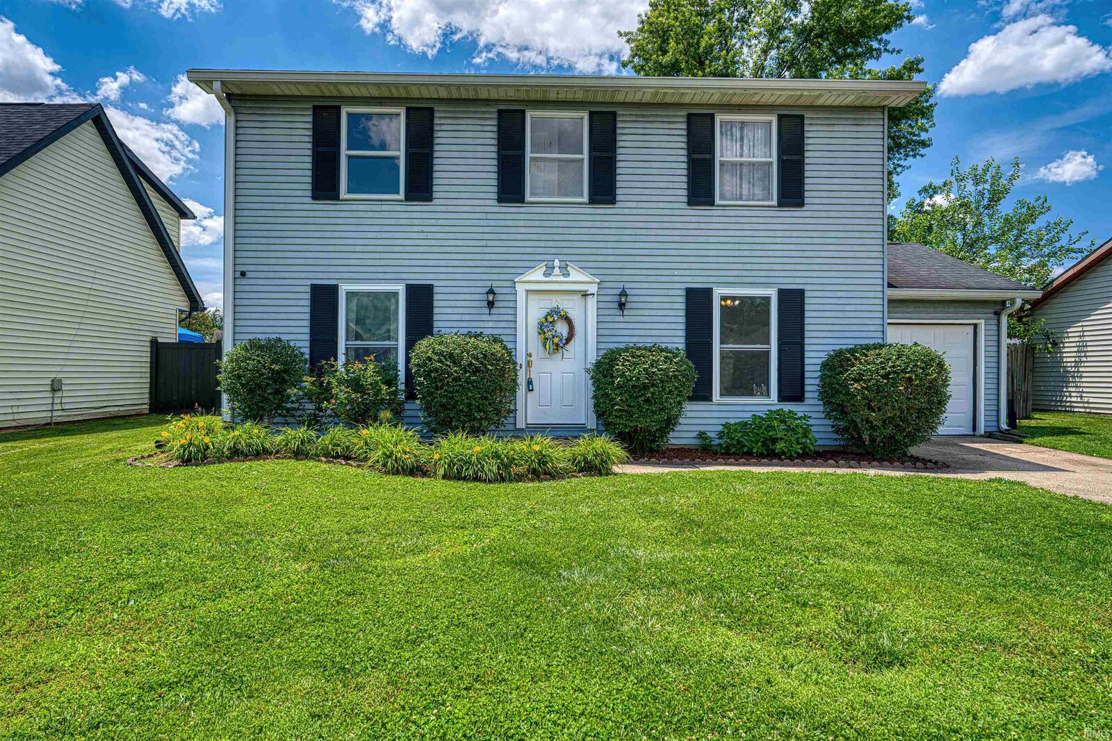 Property Photo:  1715 Bonnieview Drive  IN 47715 