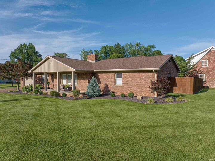 Property Photo: 1220 S Royal Avenue IN 47715