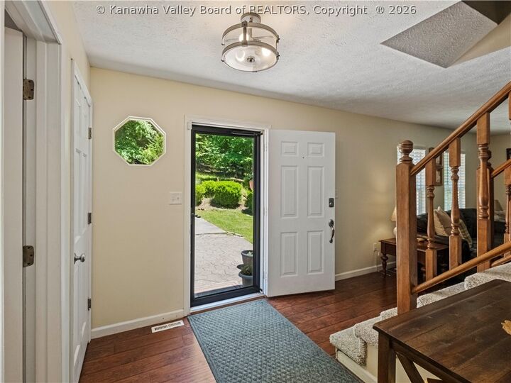 Property Photo:  8 Beech Lane  WV 25526 