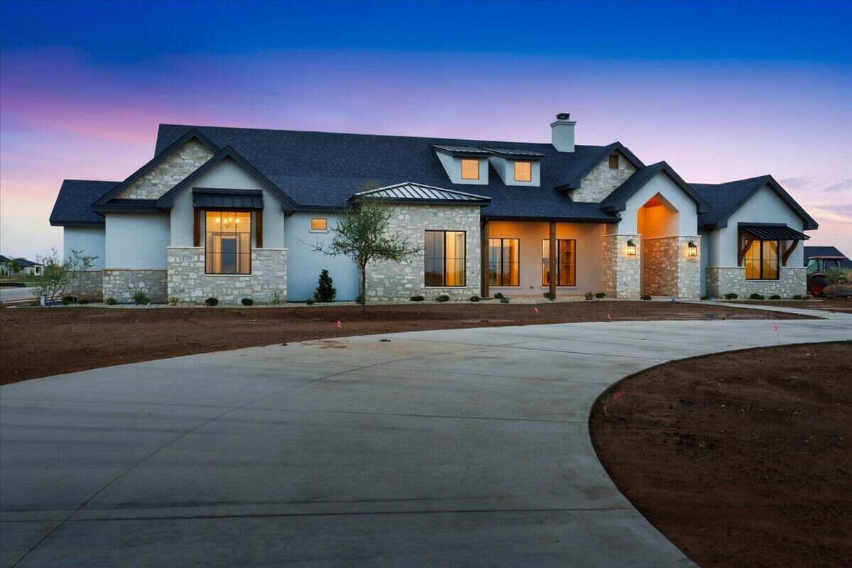 Property Photo:  17210 County Road 1930  TX 79424 