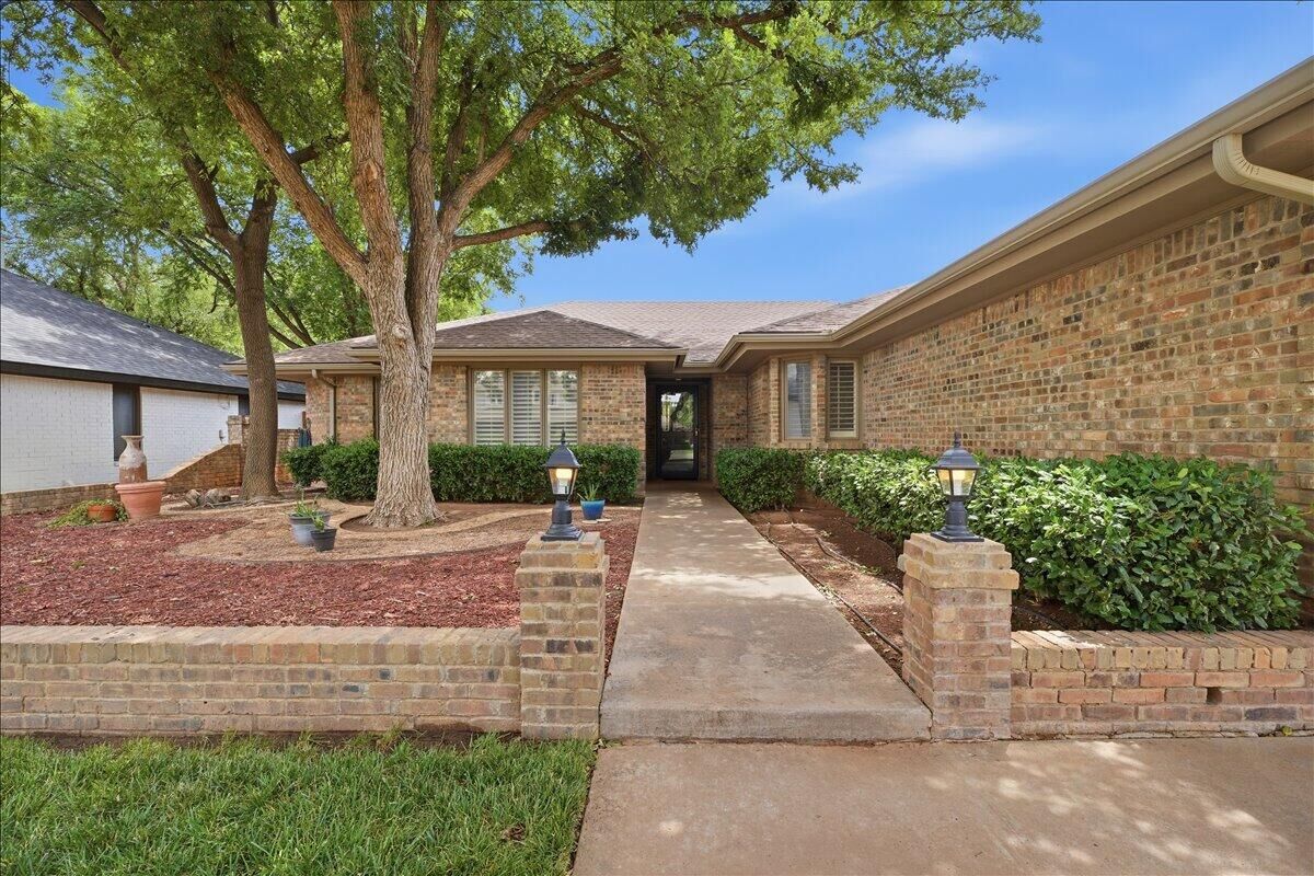 Property Photo: 3809 96th Street TX 79423
