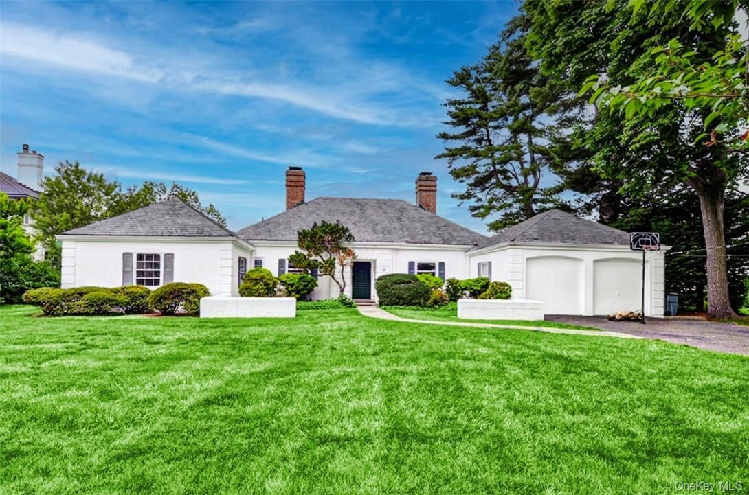 Property Photo:  632 Shore Acres Drive  NY 10543 