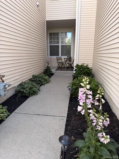 Property Photo:  9 Cornwall Lane  NY 10940 