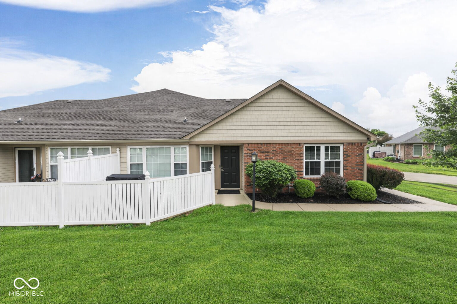 Property Photo:  6136 Rockwell Place  IN 46237 