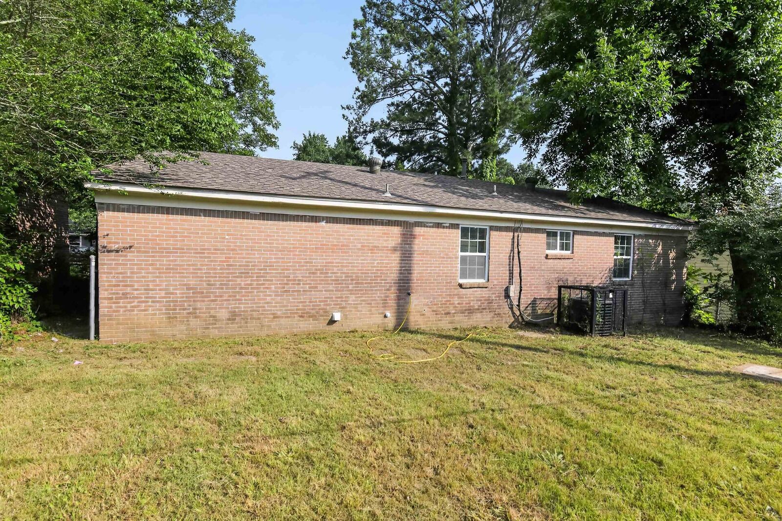Property Photo:  3749 Wolf Trail Dr  TN 38128 