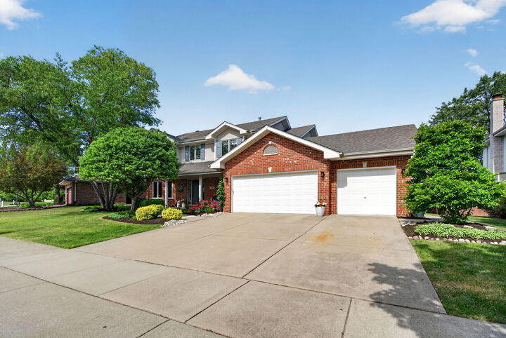 Property Photo:  19612 Silverside Drive  IL 60487 