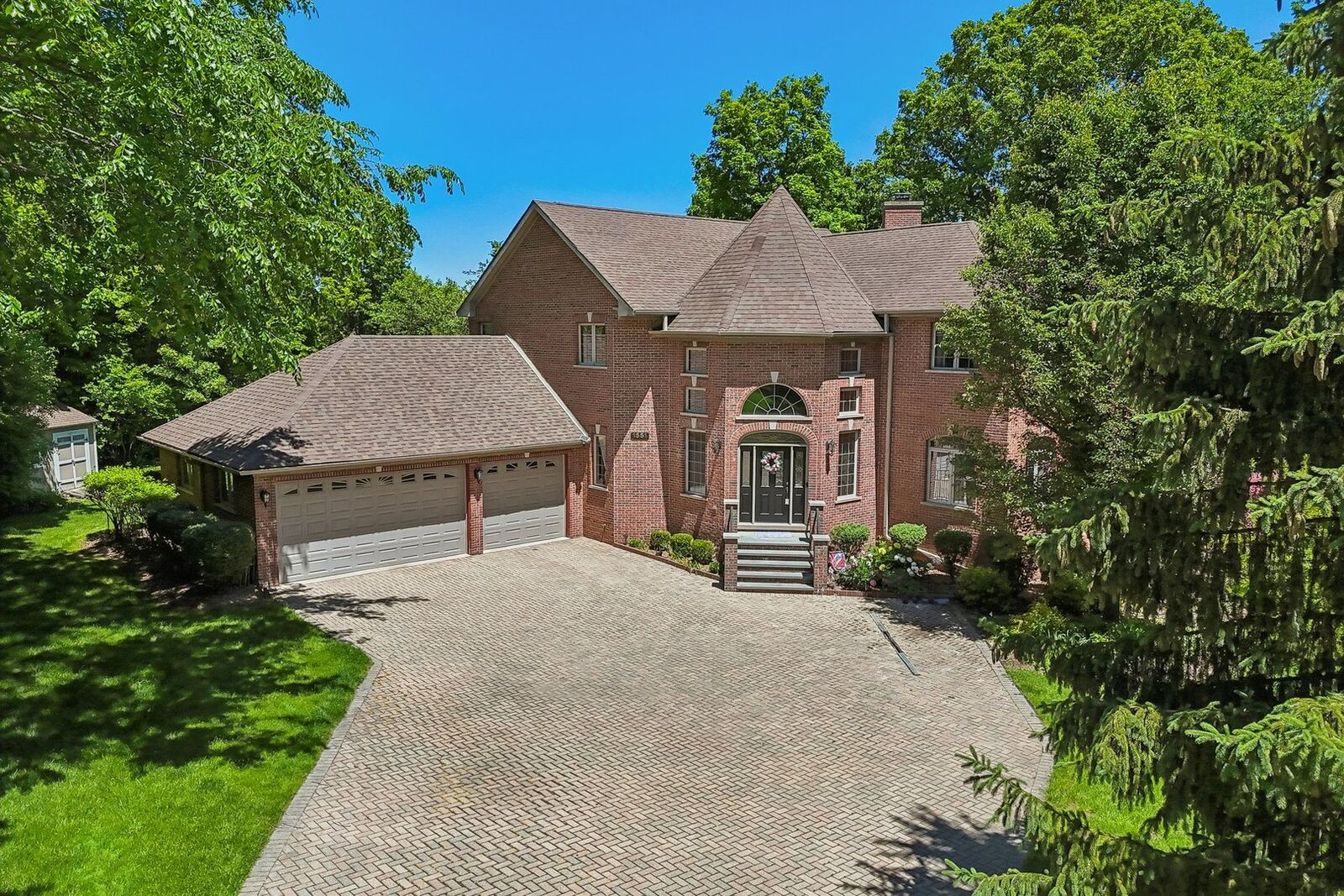 Property Photo:  1551 Thorneberry Court  IL 60048 