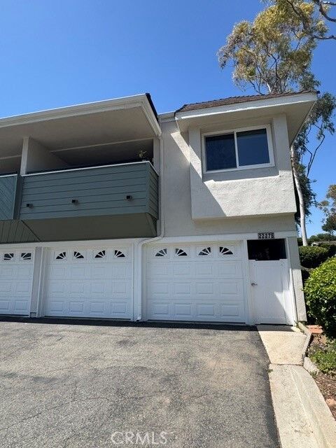 Property Photo:  22275 Caminito Tecate  CA 92653 
