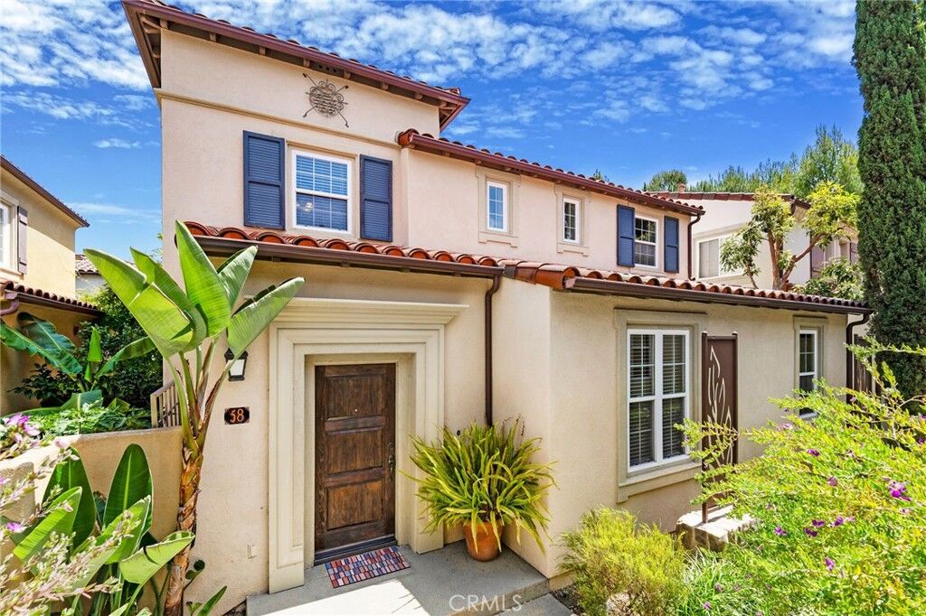 Property Photo:  58 Clouds View  CA 92603 
