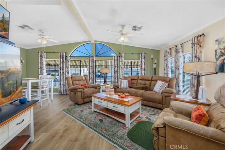 Property Photo:  29135 Via Zapata  CA 92563 