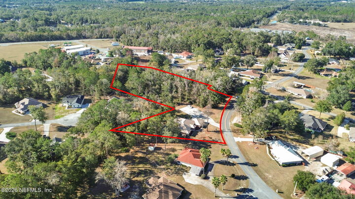 Property Photo: 618 NW Emerald Lakes Drive FL 32055