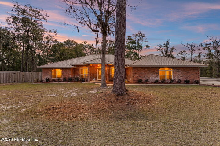 Property Photo:  618 NW Emerald Lakes Drive  FL 32055 