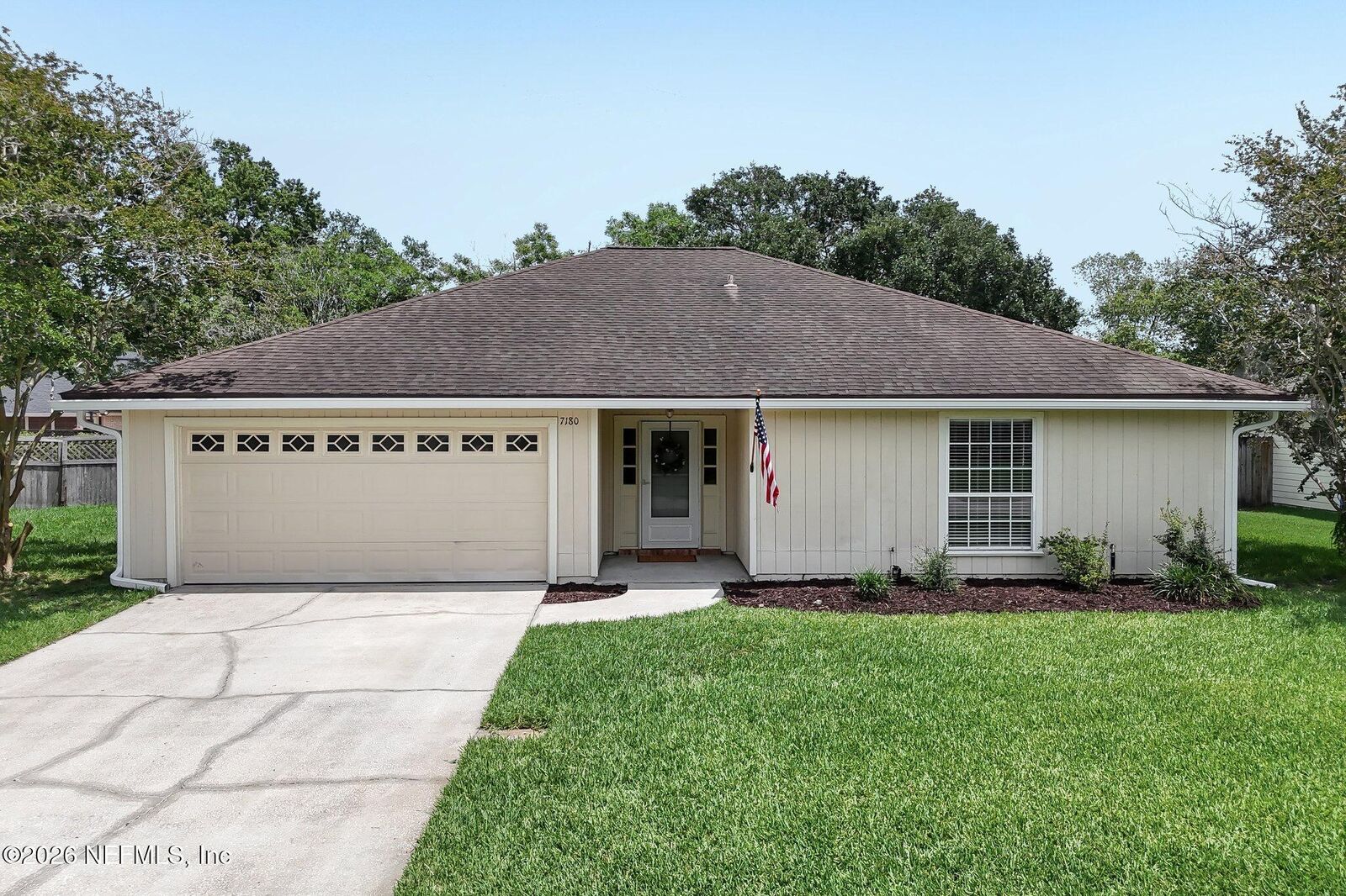 Property Photo:  7180 Ridgeglen Court  FL 32216 
