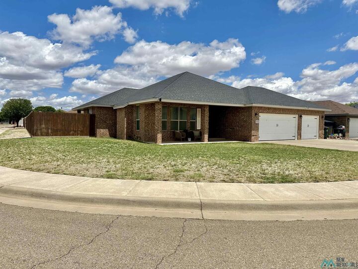 Property Photo:  2316 Cobblestone Circle  NM 88101 