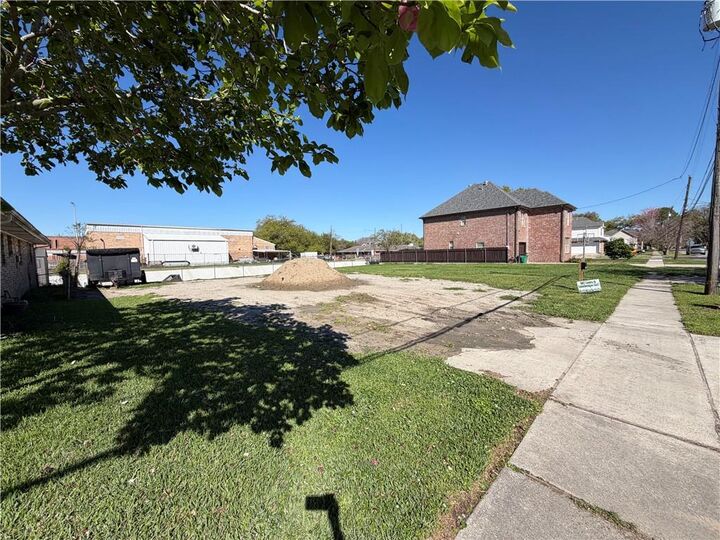 Property Photo: 848 Hesper Avenue LA 70005
