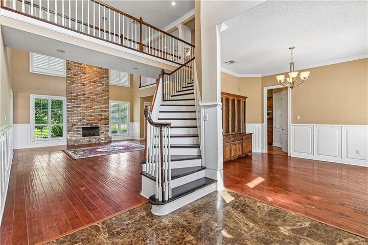 Property Photo:  190 W Greenbrier Drive  LA 70128 