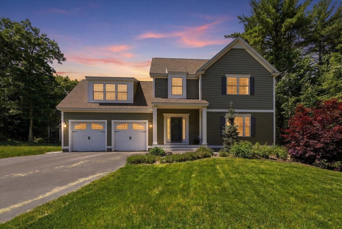 Property Photo: 18 Hawthorne Drive NH 03032