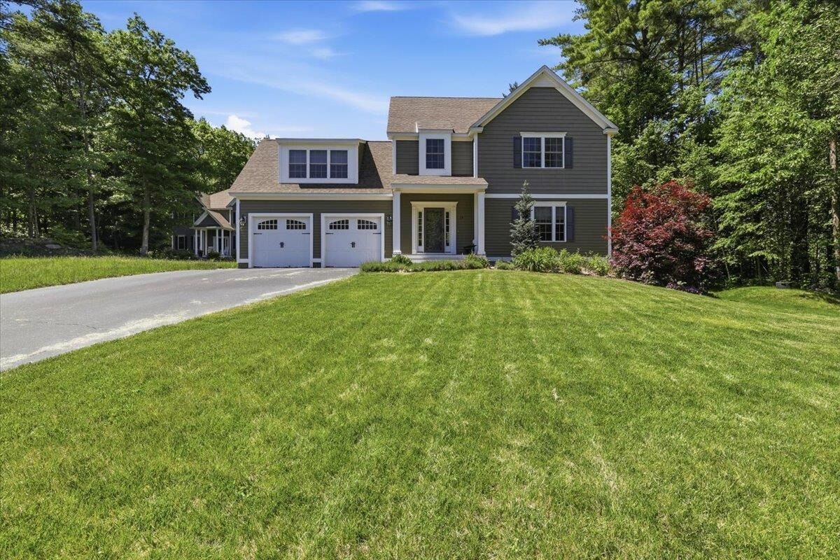 Property Photo: 18 Hawthorne Drive NH 03032