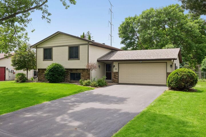 Property Photo:  10366 Concord Drive  MN 55347 